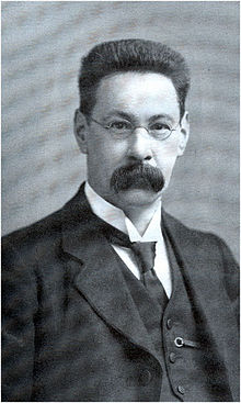 220px-Thomasarnoldorientalist